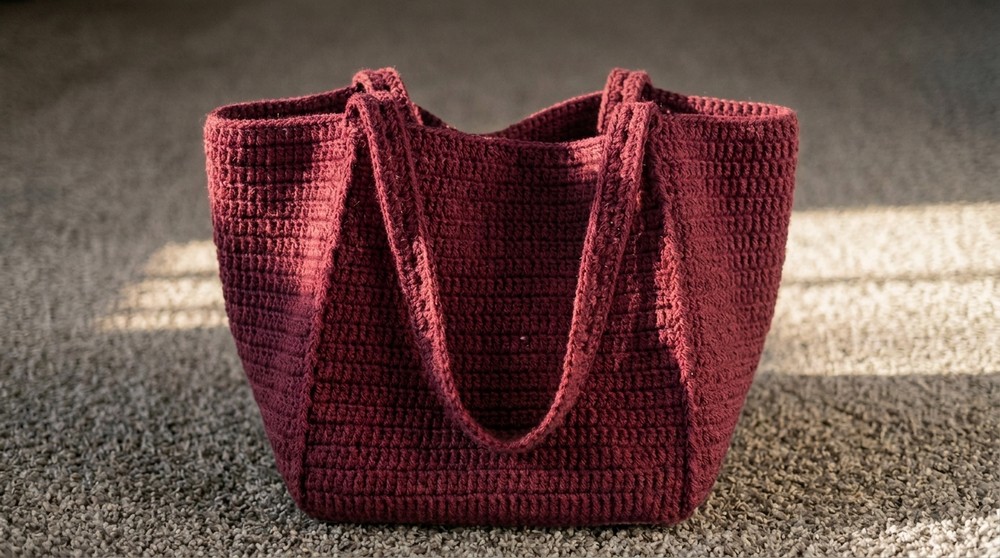 Budget-Friendly Free Crochet Tote Bag Pattern for Practical Use 