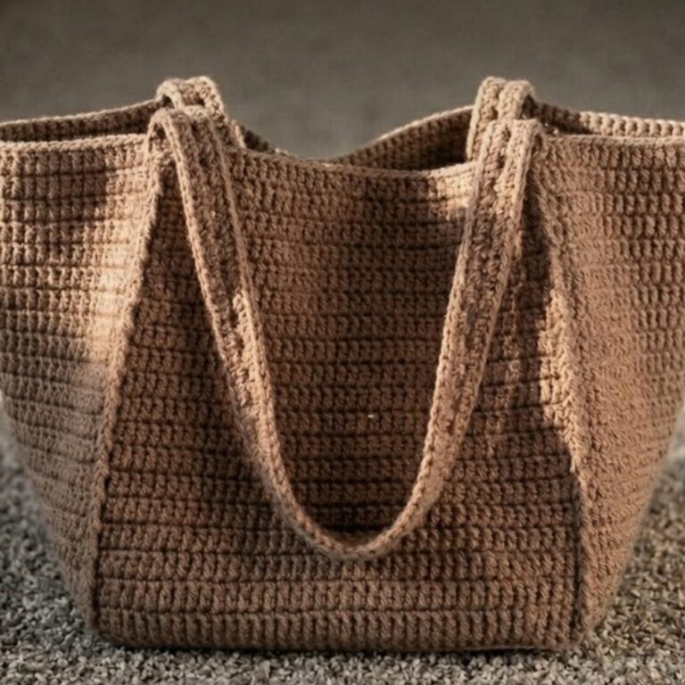Beautiful Free Crochet Tote Bag Pattern for Practical Use