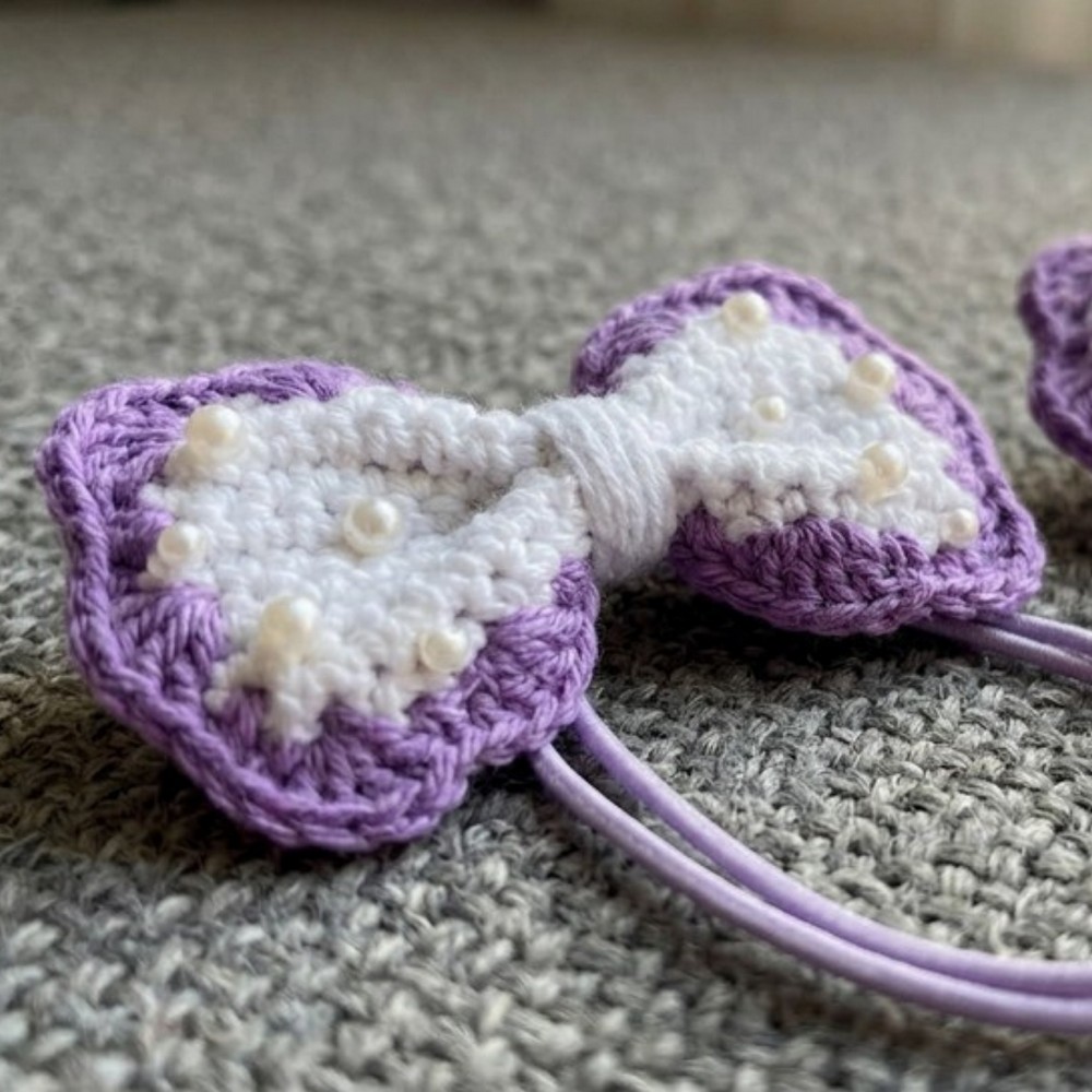 Elegant Crochet Bow Hair Rope Pattern to Enhance Looks