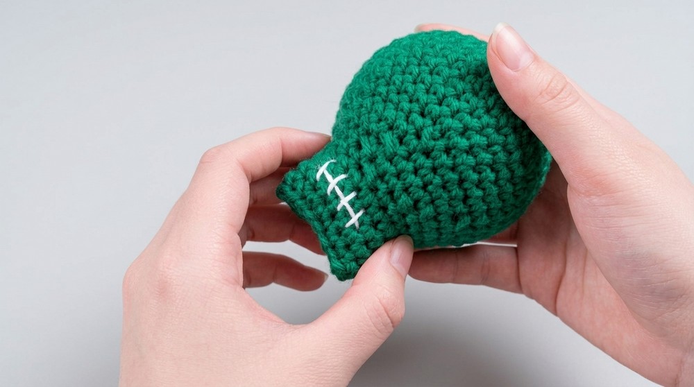 How to Easy Crochet Skull Amigurumi Pattern for Halloween Fun