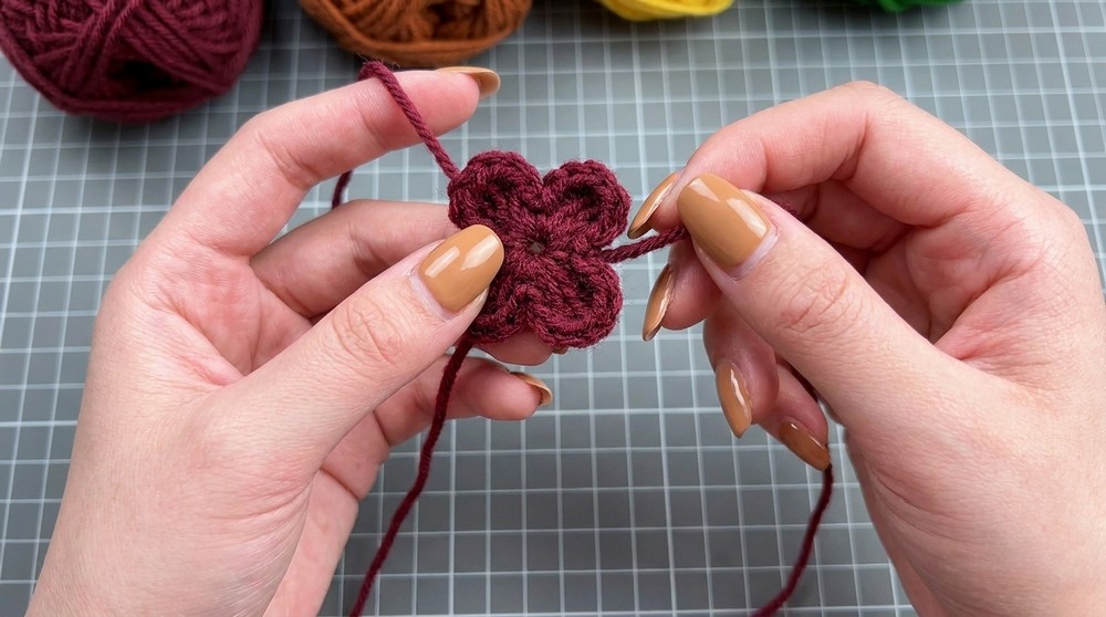 How to Free Crochet Flower Branch Pattern Perfect for Bouquets