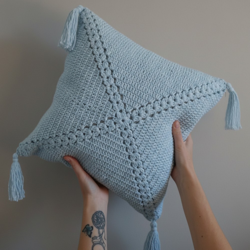 Cute Crochet Cushion Cover Pattern that Works for Any Room