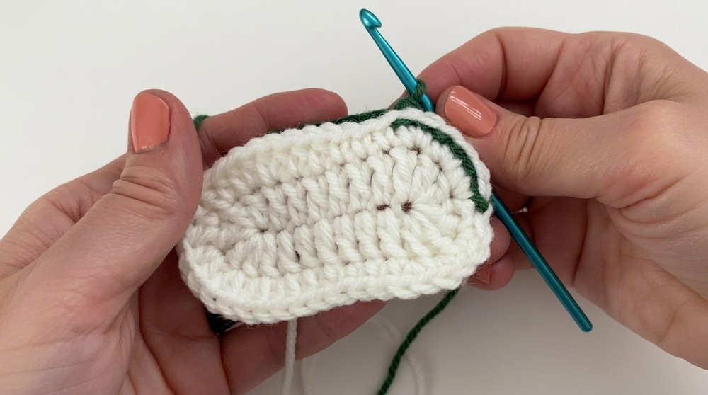 Adorable Baby Booties with This Free Crochet Pattern