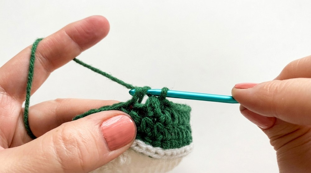 Adorable Baby Booties with This Free Crochet Pattern