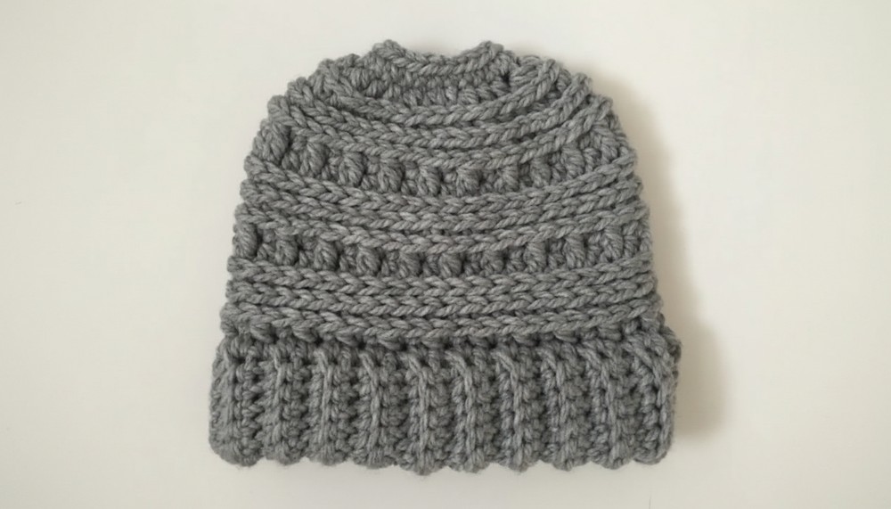 Super Crochet Ponytail Hat Pattern 8