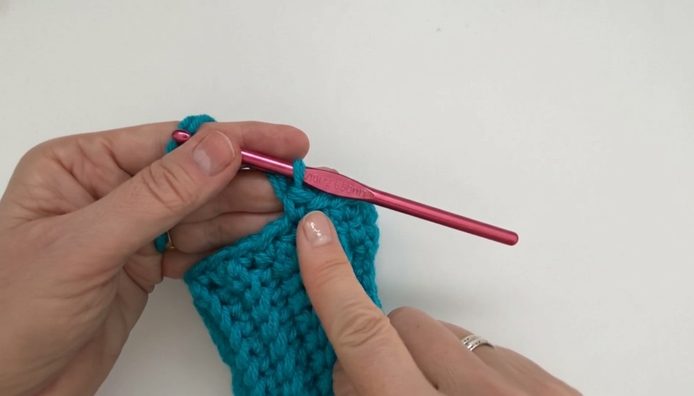 Wonderful Crochet Mittens Pattern 4