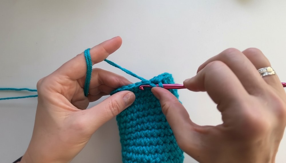 Wonderful Crochet Mittens Pattern 5
