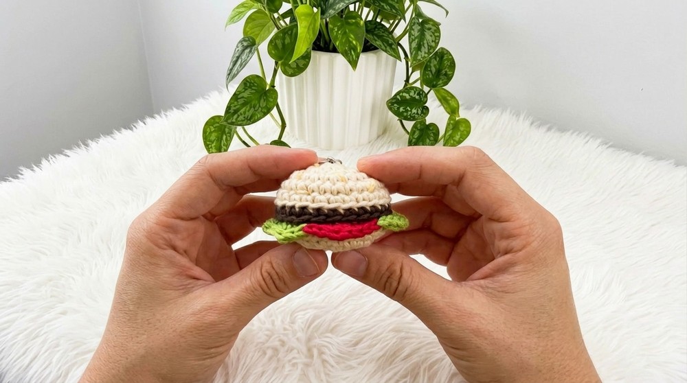 Crochet Hamburger Keychain Pattern 6