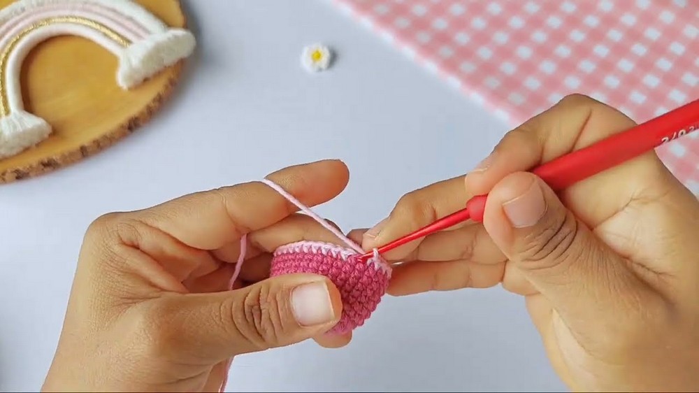 Crochet Mini Owl Amigurumi Keychain Pattern 2