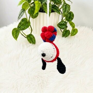 Crochet Snoopy Spiderman Keychain Pattern 6