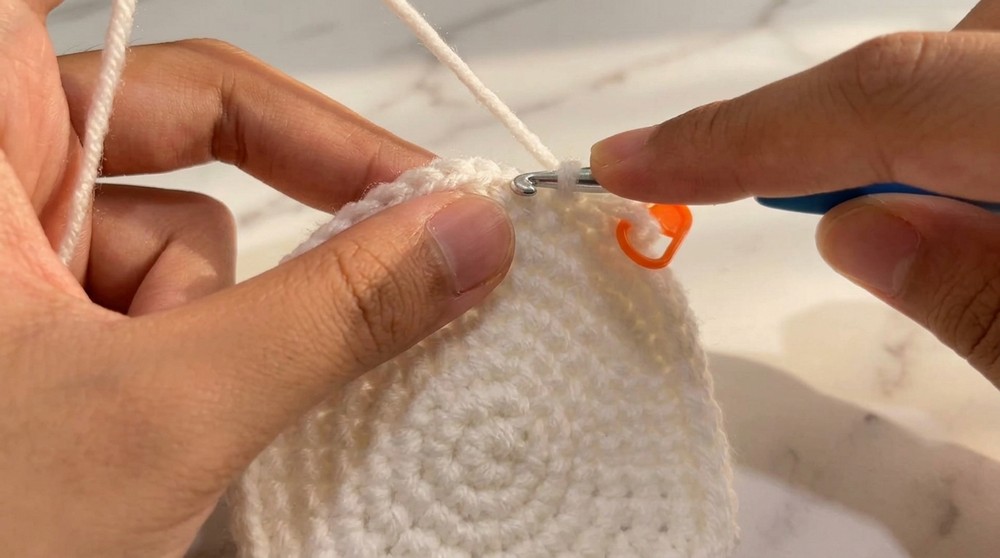 Crochet Tulip Flower Basket Pattern 3