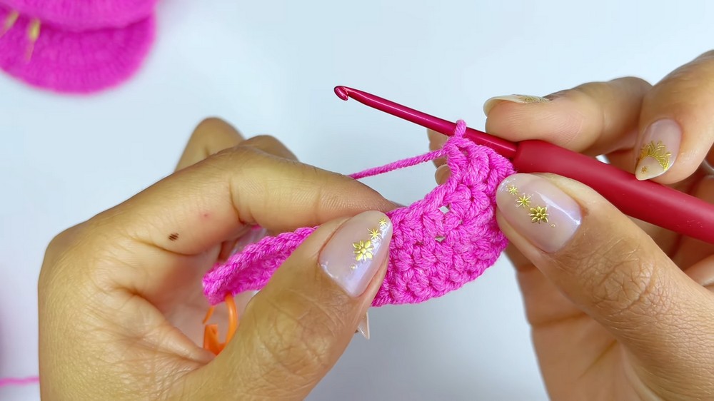 Crochet Zara Flower Tie Pattern 2