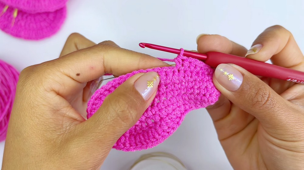 Crochet Zara Flower Tie Pattern 3