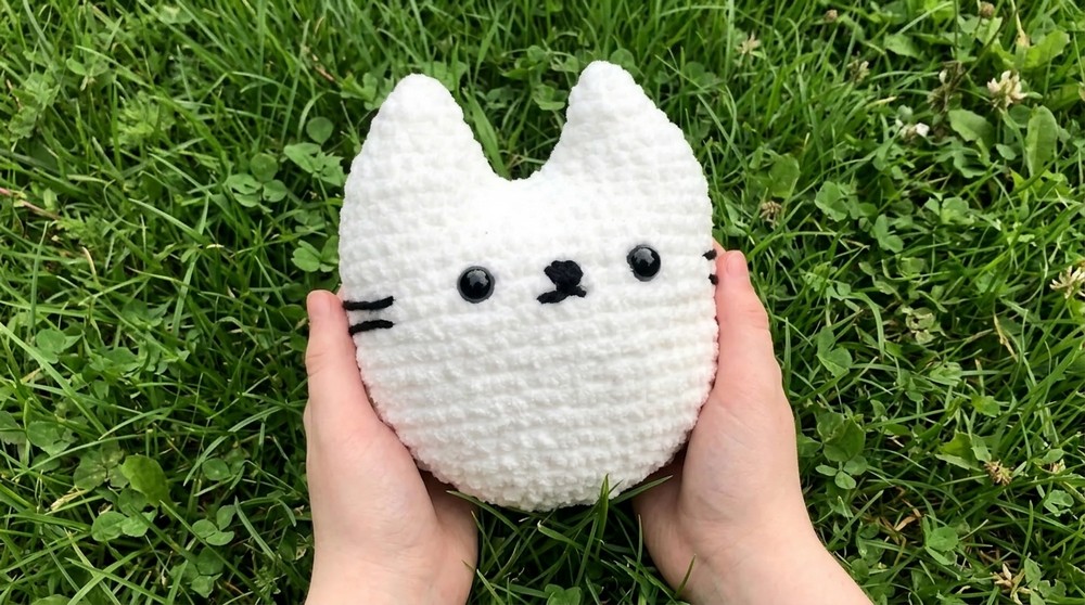 Cute Crochet Cat Amigurumi Pattern 6