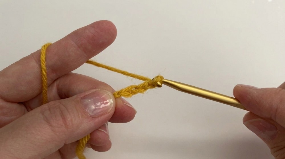 Cute Crochet Diamond Earband Pattern 1