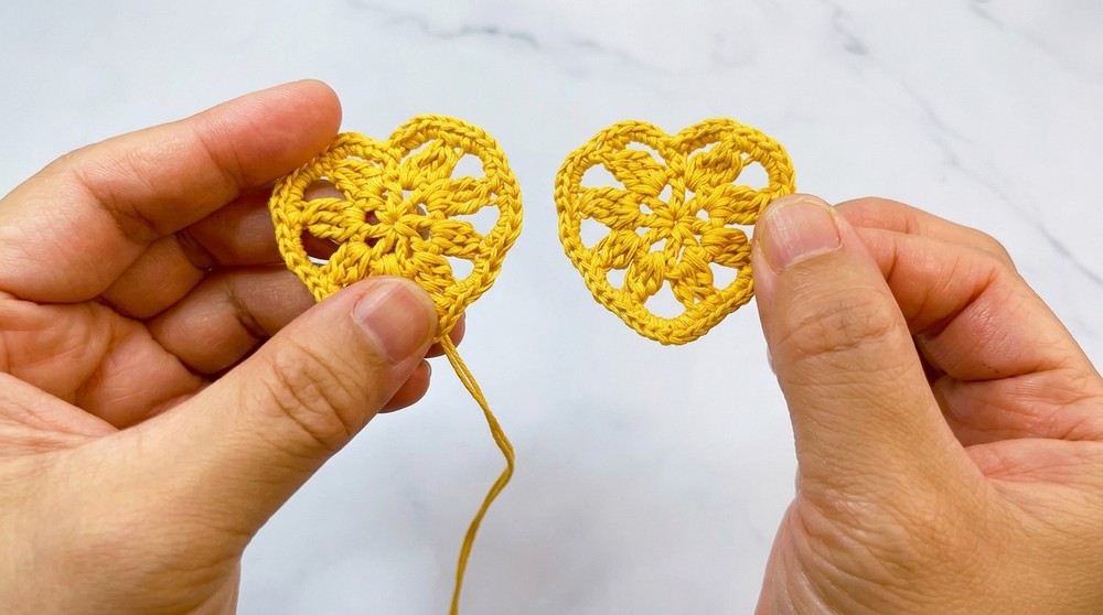Cute Crochet Heart Keychain Pattern to Add Charm to Your Style