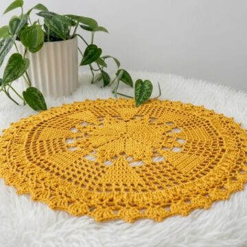 Easy Crochet Doily Placemat Pattern 7