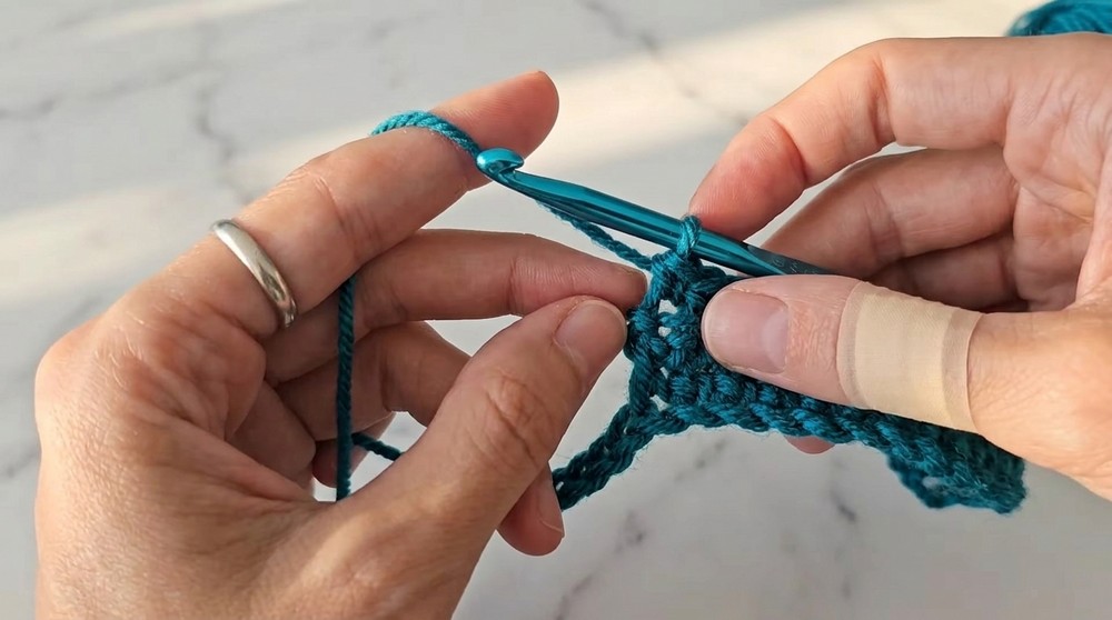 Easy Crochet Puffy Stitches Hat Pattern 2