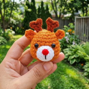 Easy Free Crochet Reindeer Rudolph Amigurumi Pattern