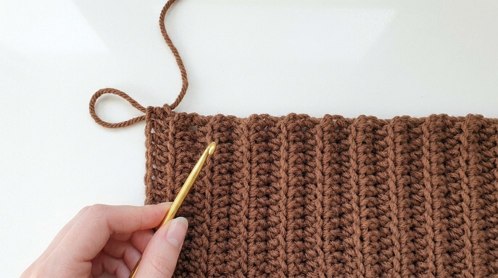 Easy Free Crochet Ribbed Hat Pattern for Special Occasions