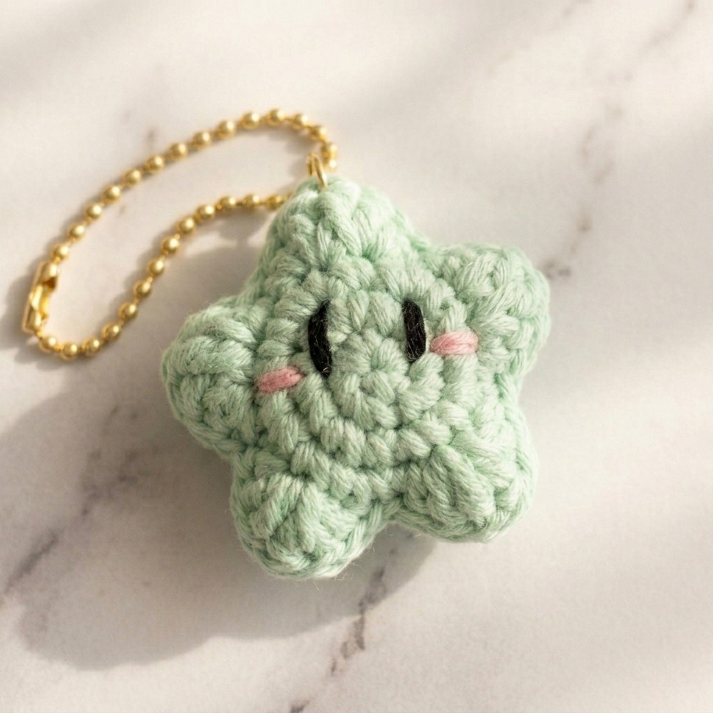 Free Crochet Star Keychain Pattern for Colorful Accessories