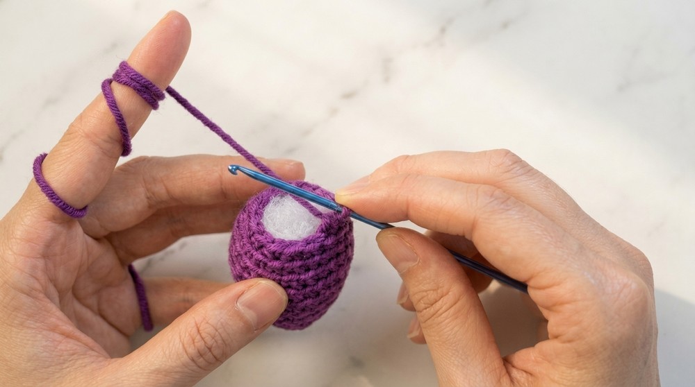 How to Easy Crochet Pine Cone Bag Charm Pattern for Beginners