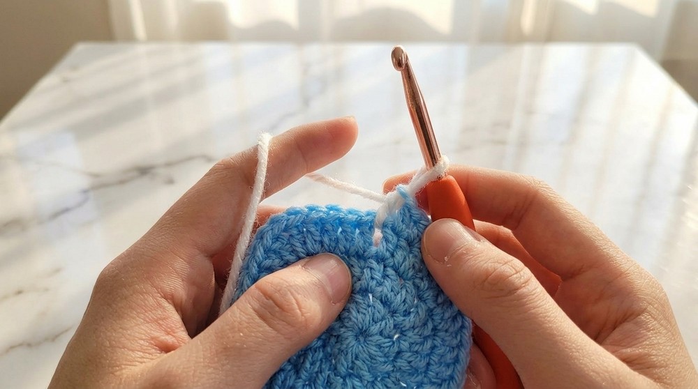 How to Free Crochet Octopus Pattern for Nursery Décor 