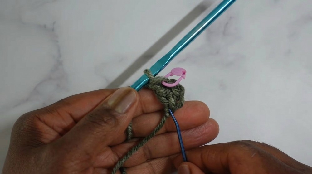 One Row Repeat Single Crochet Hat Pattern 1