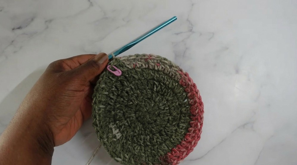 One Row Repeat Single Crochet Hat Pattern 3