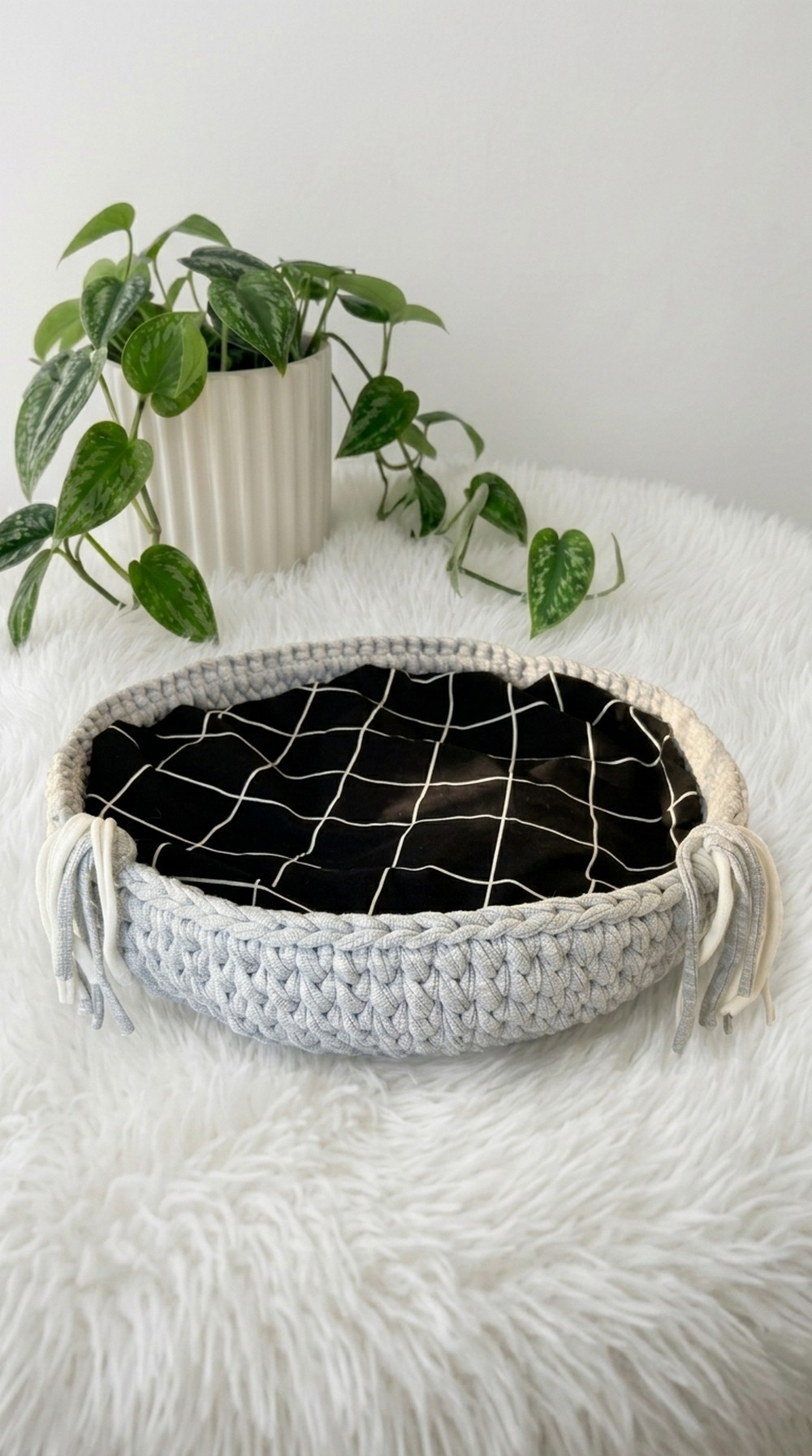 Pet Bed Free Crochet Pattern for Your Best Friend