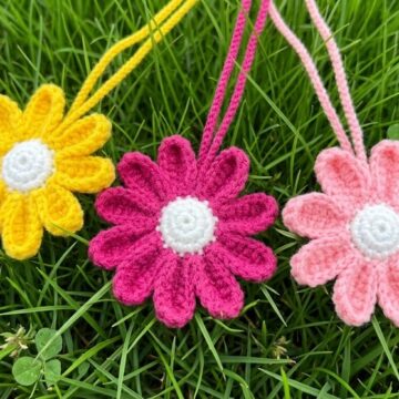 Super Crochet Flower Keychain Pattern 5