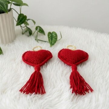 Super Crochet Heart Keychain Pattern 6