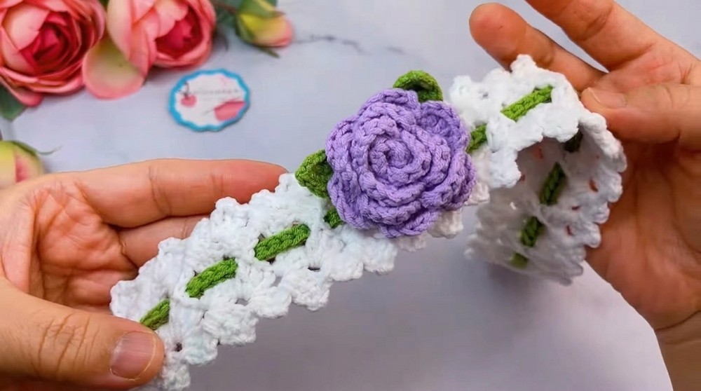 Vintage Rose Crochet Headband Pattern 5