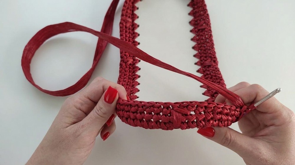 raffia bag will captivate anyone! The perfect summer shopper 5