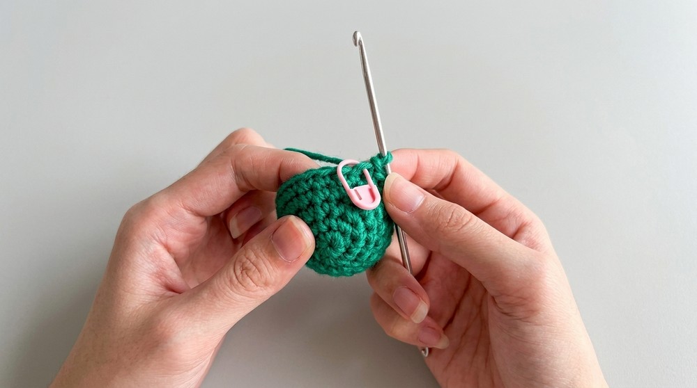 Adorable Free Crochet Ghost Amigurumi Pattern for Spooky Fun