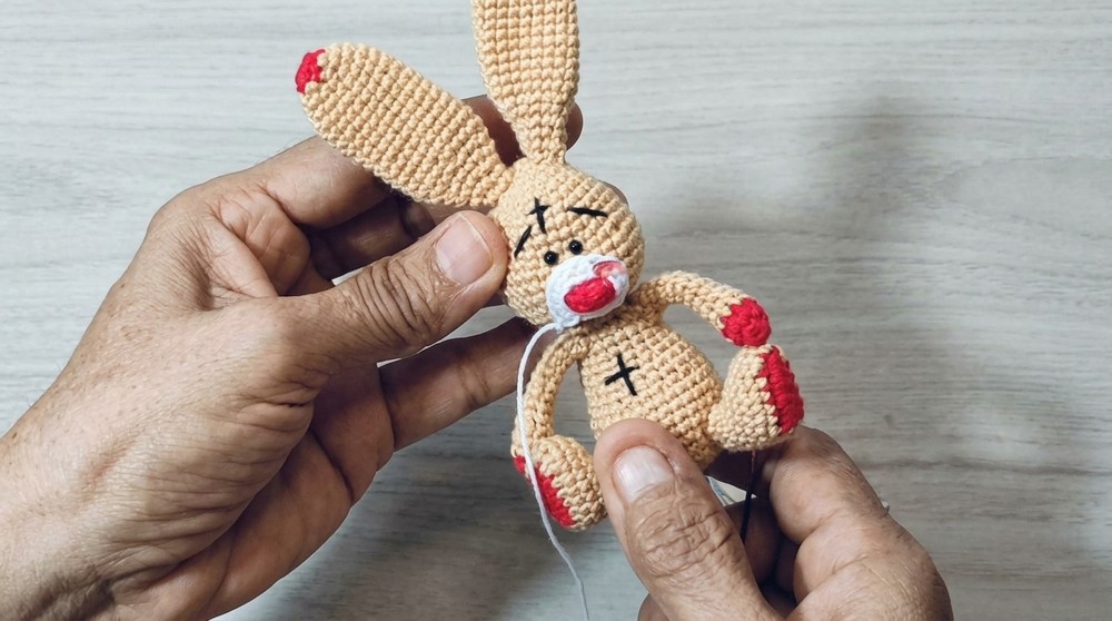 Crochet Beaten-Up Bunny Pattern (4)