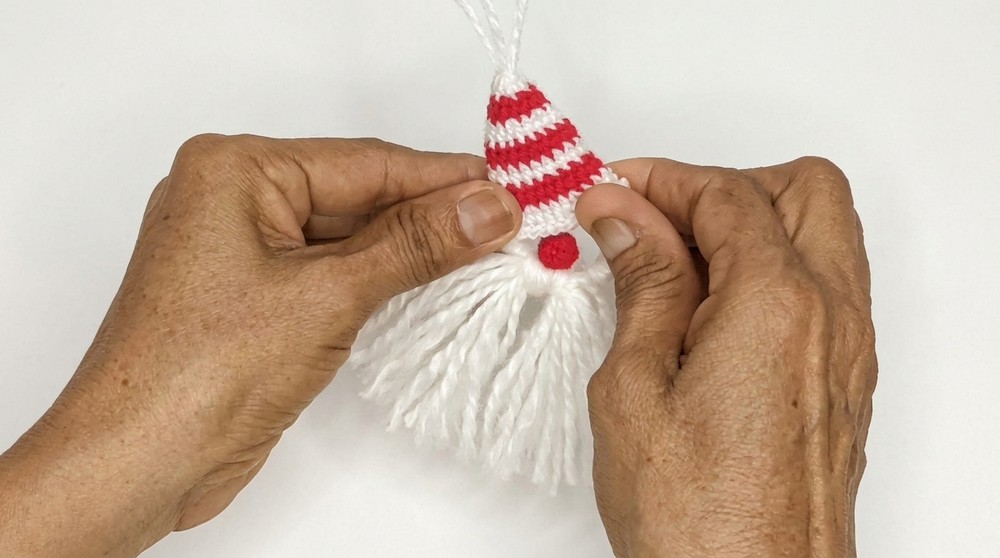 Crochet Christmas Elf Pattern (1)