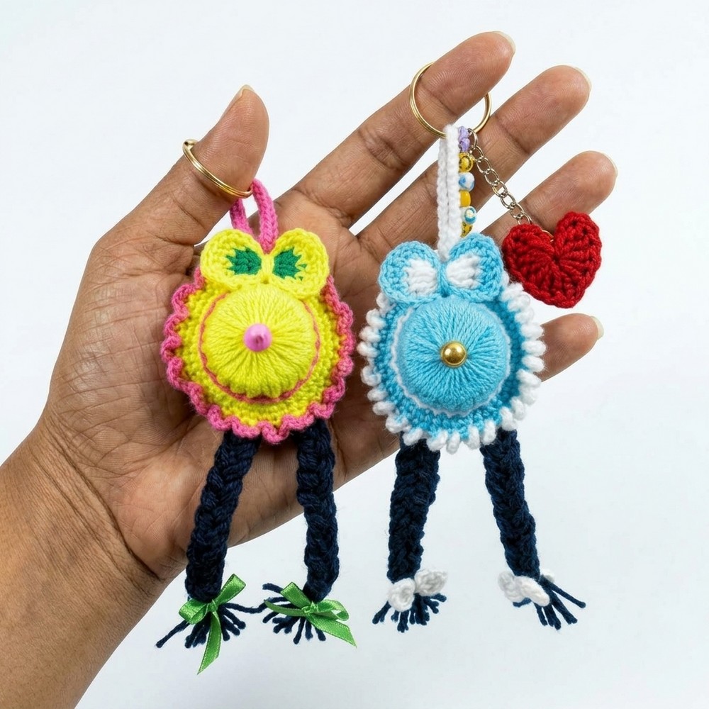 Crochet Recycled Bottle Cap Mini Hat Keychain Pattern (2)