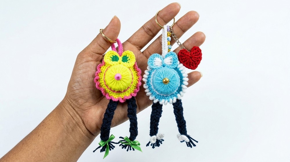 Crochet Recycled Bottle Cap Mini Hat Keychain Pattern (4)