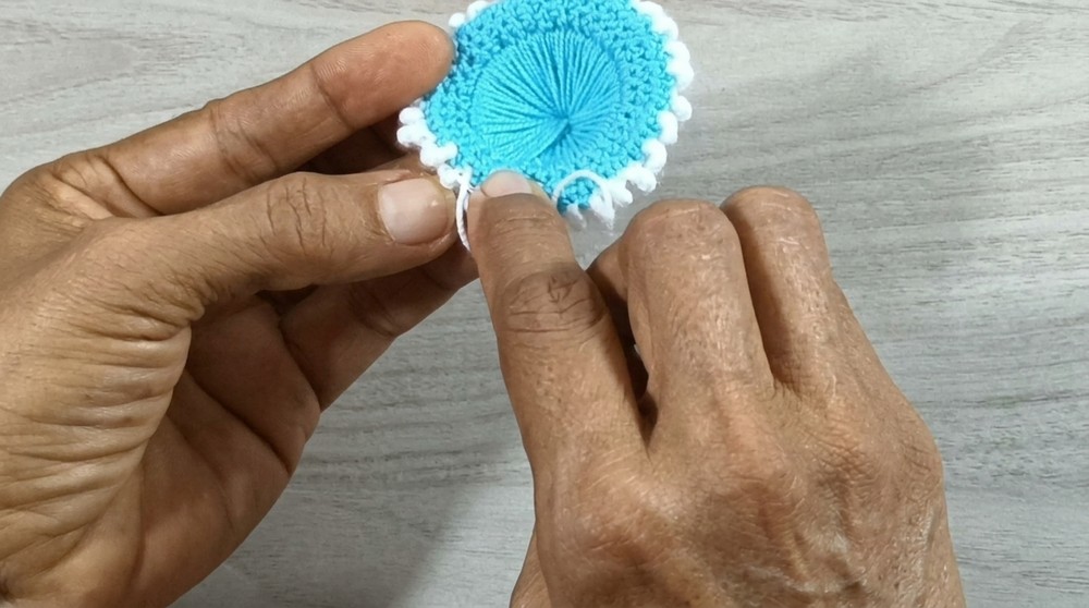 Crochet Recycled Bottle Cap Mini Hat Keychain Pattern (6)