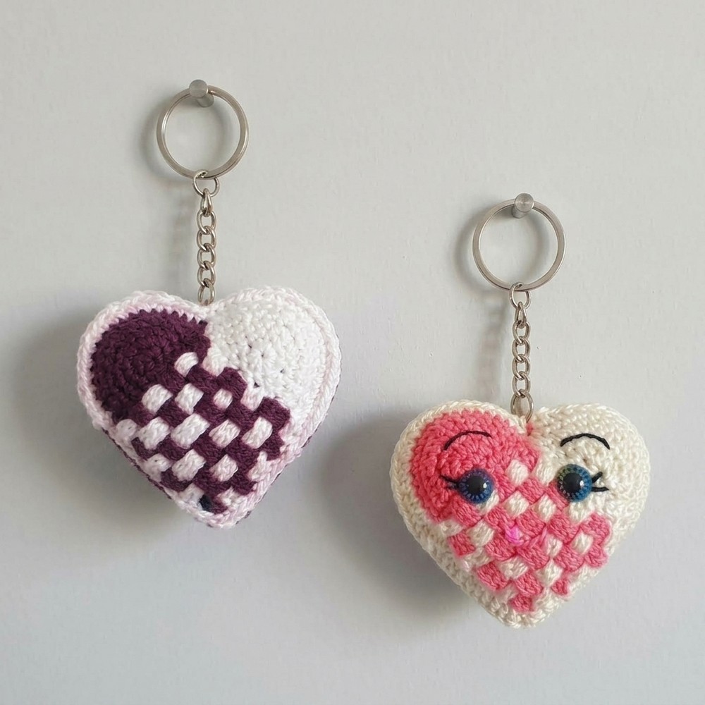Crochet These Heart Keychain (2)