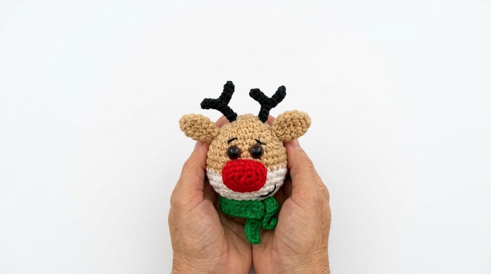Cute Crochet Christmas Reindeer (3)