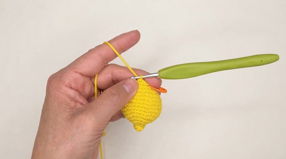Easy Amigurumi Lemon Keychain Tutorial