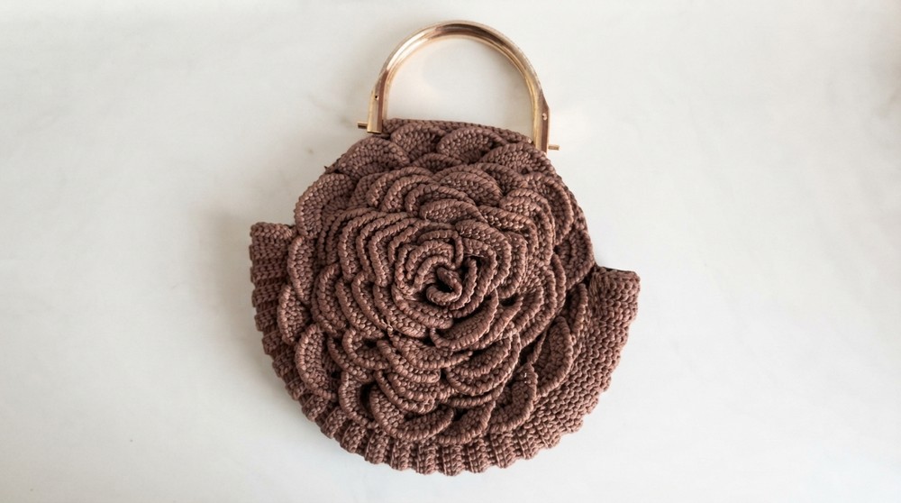 Easy Rose Pattern Crochet Bag Tutorial