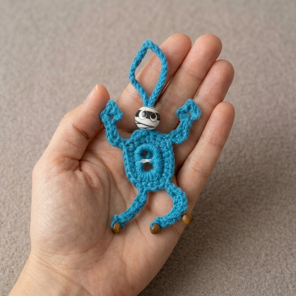 Free Crochet Athlete Pattern with Recycled Can Tabs (1)