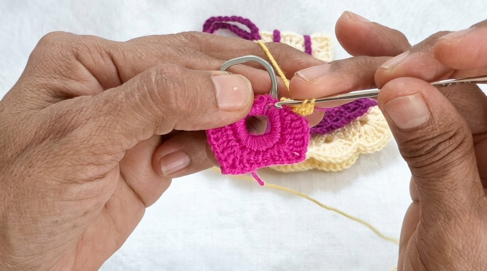 How to Crochet These Cute Frock Keychain With Can Tabs (4)