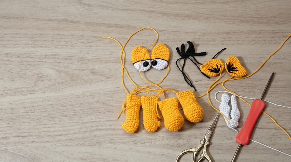 How to Crochet a Garfield Amigurumi (7)