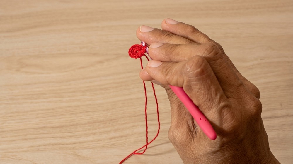 How to Crochet an Adorable Keychain (4)