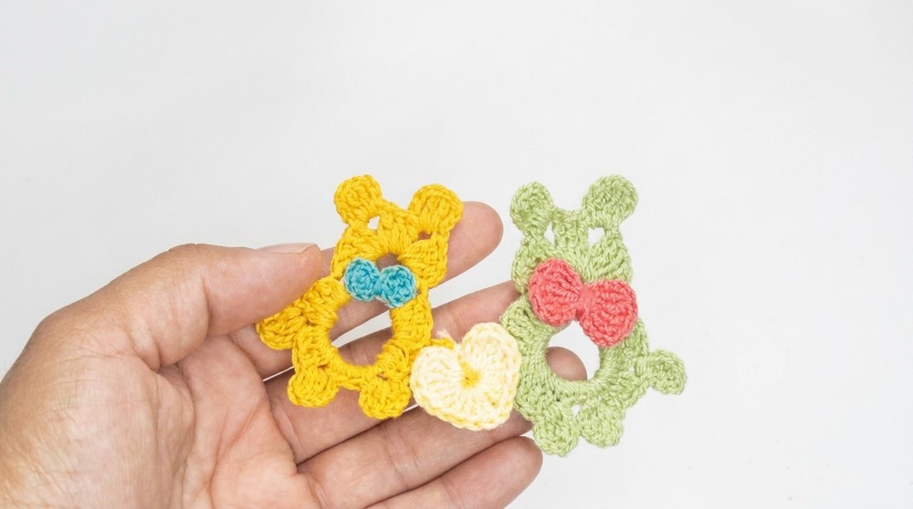 Crochet This Cute Teddy Bear With Recycled Materials (6)
