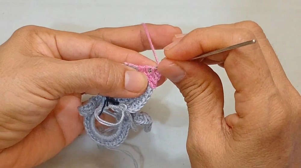 Easy Crochet Koala with Can Tabs (2)